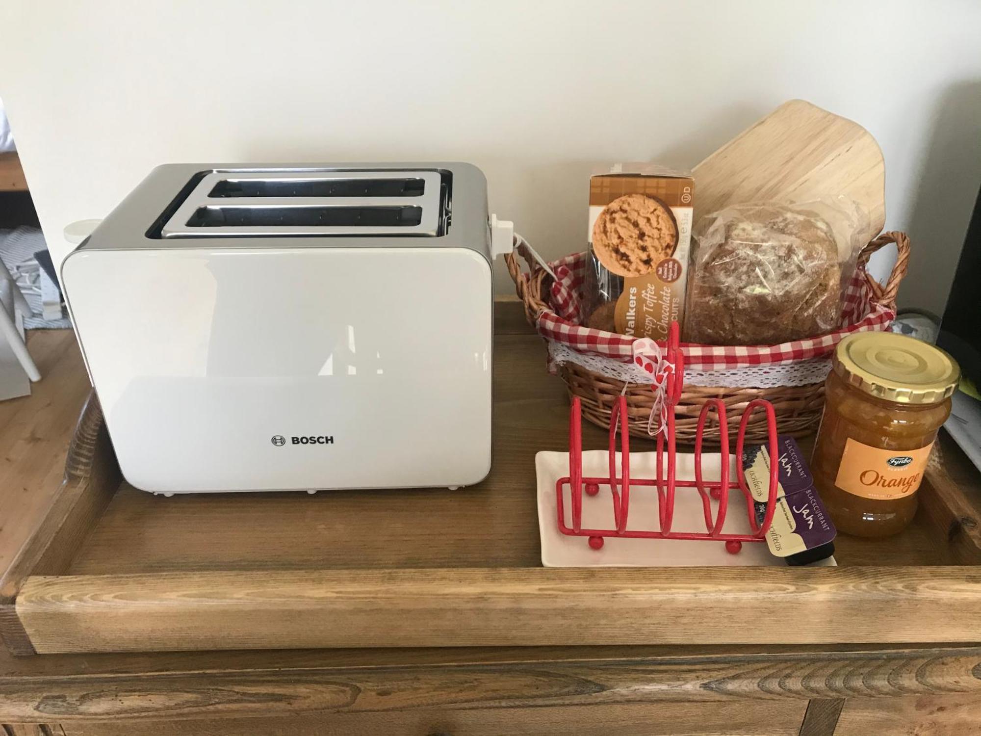 אינברנס City Central Quiet Garden Apartment With Free Parking מראה חיצוני תמונה